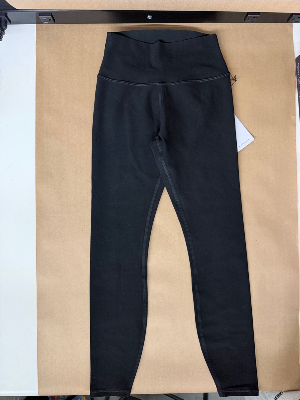 Alo Yoga Alosoft High-Waist 7/8 Highlight Legging